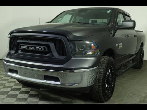 Used 2019 RAM 1500 Classic SLT AWD/4WD image 21