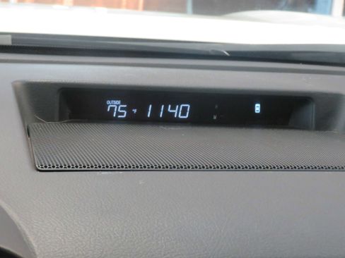 Used 2017 Toyota Sequoia Platinum RWD image 46