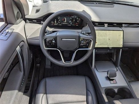 Used 2024 Land Rover Discovery Sport S image 11