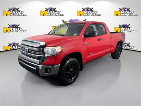 Used 2015 Toyota Tundra SR5 image 1