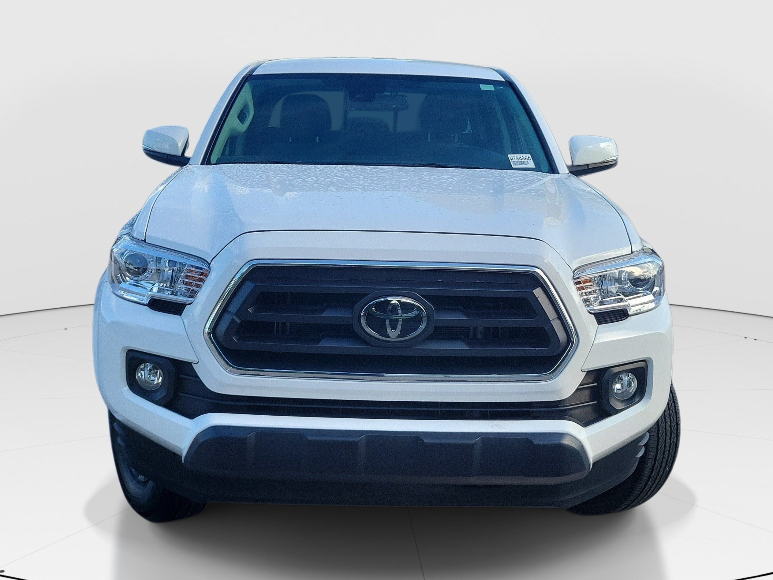 Used 2023 Toyota Tacoma SR5 w/ Technology Package RWD image 2