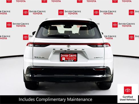 Certified 2025 Toyota Crown Signia w/ Advanced Technology Package AWD/4WD image 6