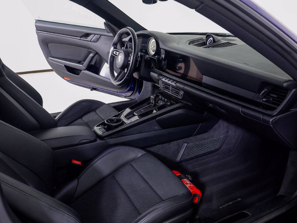 Certified 2023 Porsche 911 Carrera T RWD image 7