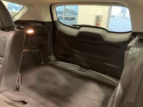 Used 2019 Ford Escape Titanium image 29