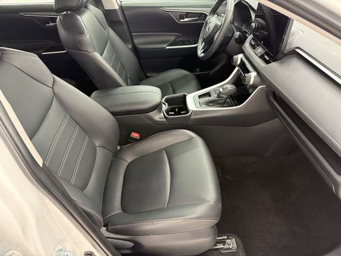 Used 2025 Toyota RAV4 XLE Premium w/ Weather Package FWD image 28