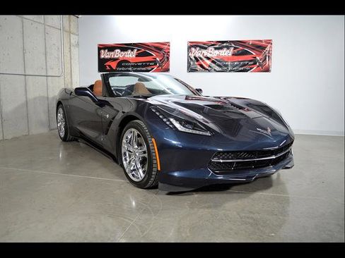 Used 2015 Chevrolet Corvette Stingray Convertible w/ 2LT Preferred Equipment Group RWD image 2
