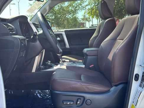 Certified 2022 Toyota 4Runner Limited AWD/4WD image 28