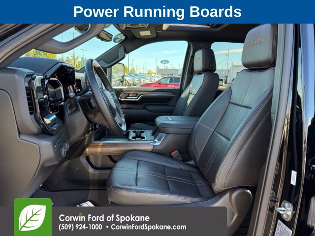 Used 2024 Chevrolet Silverado 2500 High Country w/ High Country Premium Package AWD/4WD image 2
