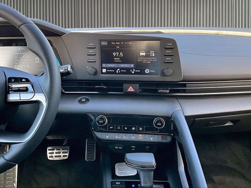 New 2026 Hyundai Elantra SEL Sport image 8