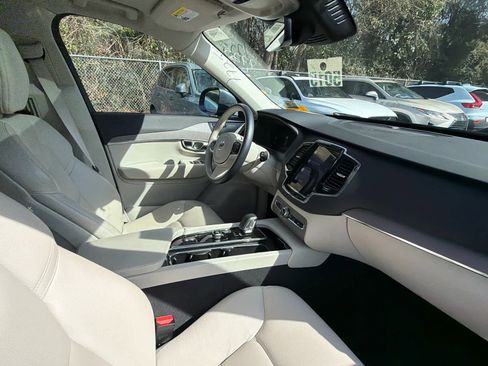 Certified 2023 Volvo XC90 B5 Plus w/ Protection Package Premier image 17