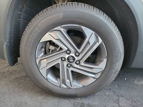 Used 2023 Hyundai Santa Fe SEL FWD image 6