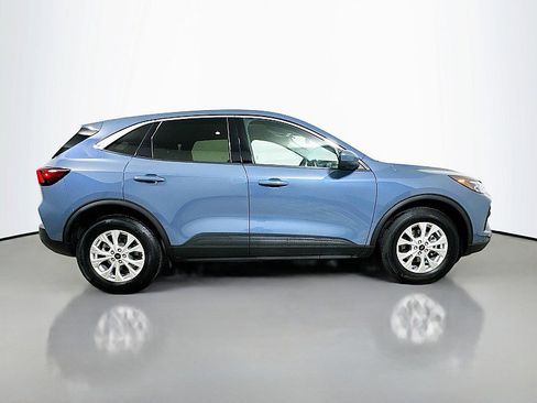 Used 2023 Ford Escape Active w/ Tech Pack #2 image 8