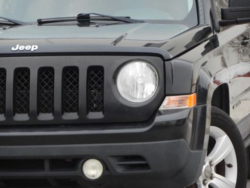 Used 2013 Jeep Patriot Latitude image 4