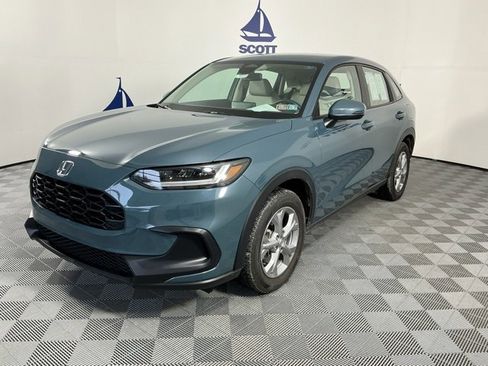 Certified 2024 Honda HR-V LX image 3