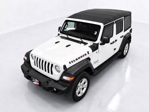 Used 2021 Jeep Wrangler Unlimited Sport AWD/4WD image 8