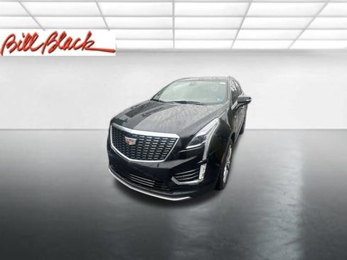 Used 2023 Cadillac XT5 Premium Luxury FWD image 3