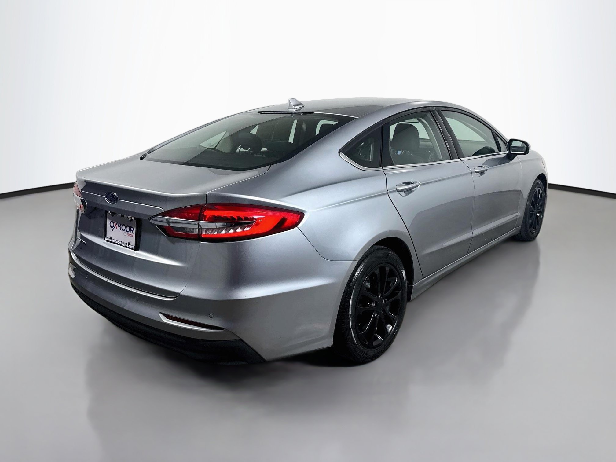 Used 2020 Ford Fusion SE FWD image 7