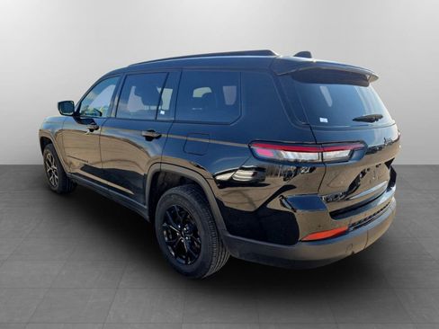 Used 2024 Jeep Grand Cherokee L Laredo image 9