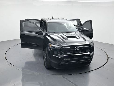 Used 2025 Toyota Tacoma TRD Sport image 43