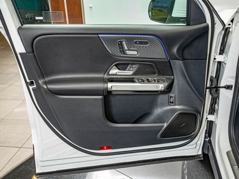 Certified 2026 Mercedes-Benz GLB 250 4MATIC image 19