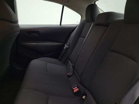 Used 2022 Toyota Corolla LE image 18