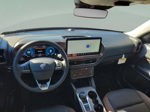 New 2025 Ford Bronco Sport Outer Banks w/ Sasquatch Outer Banks Package image 15