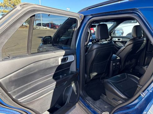 Used 2020 Ford Explorer ST w/ Premium Technology Package image 21