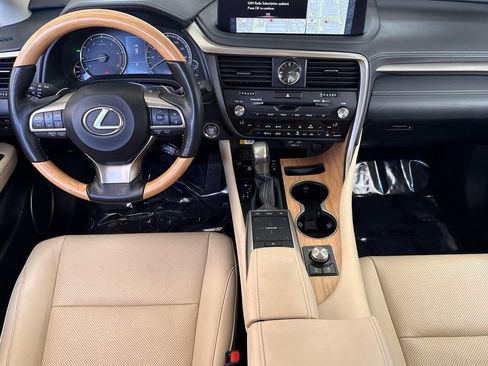 Used 2022 Lexus RX 350L Premium w/ Premium Package AWD/4WD image 27