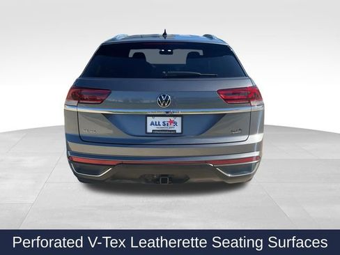 Used 2023 Volkswagen Atlas Cross Sport SE w/ Black Wheel Package image 9