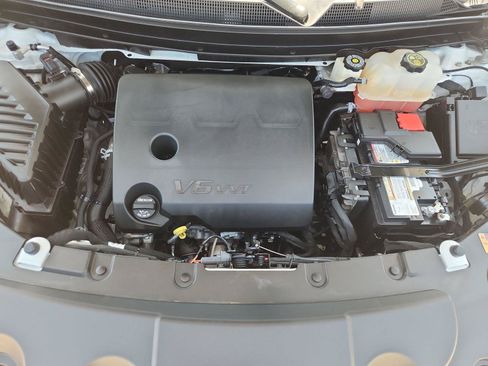 Used 2023 Chevrolet Traverse LT FWD image 28