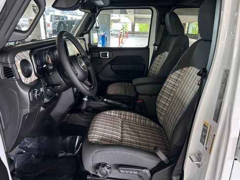 New 2026 Jeep Wrangler Unlimited Sport AWD/4WD image 12