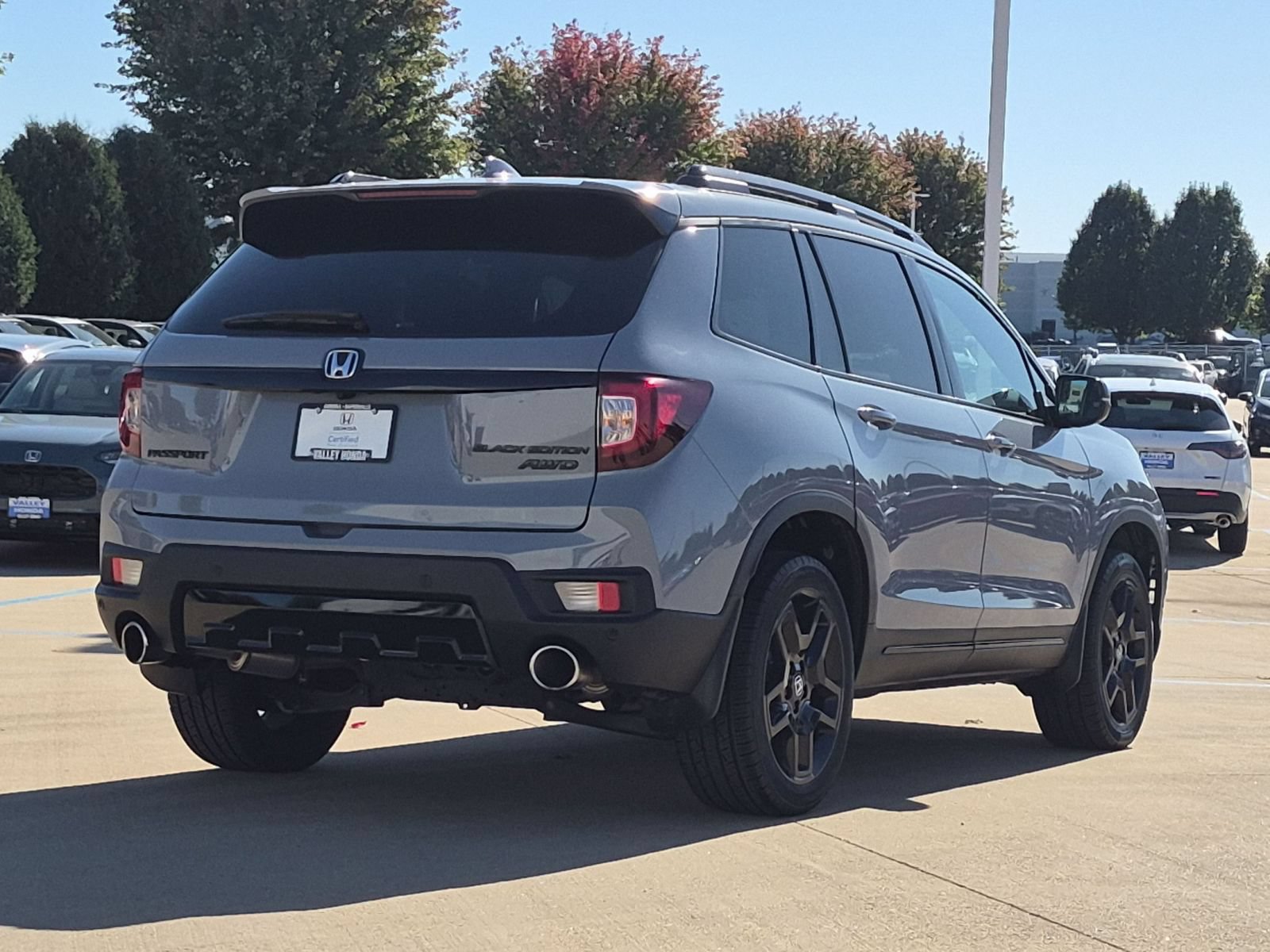 Used 2024 Honda Passport Black Edition image 6