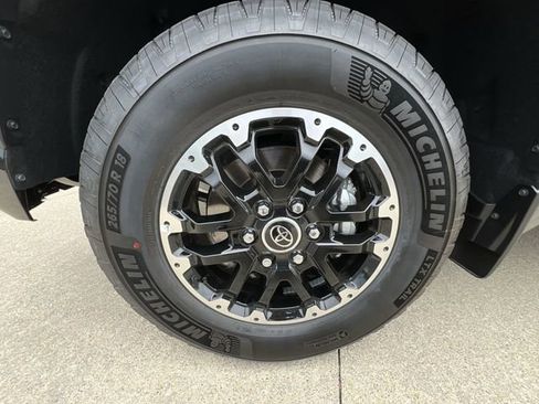 Used 2024 Toyota Tundra SR5 w/ TRD Off-Road Package image 28