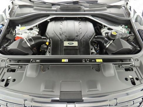 Certified 2023 Land Rover Range Rover Long Wheelbase SE image 28
