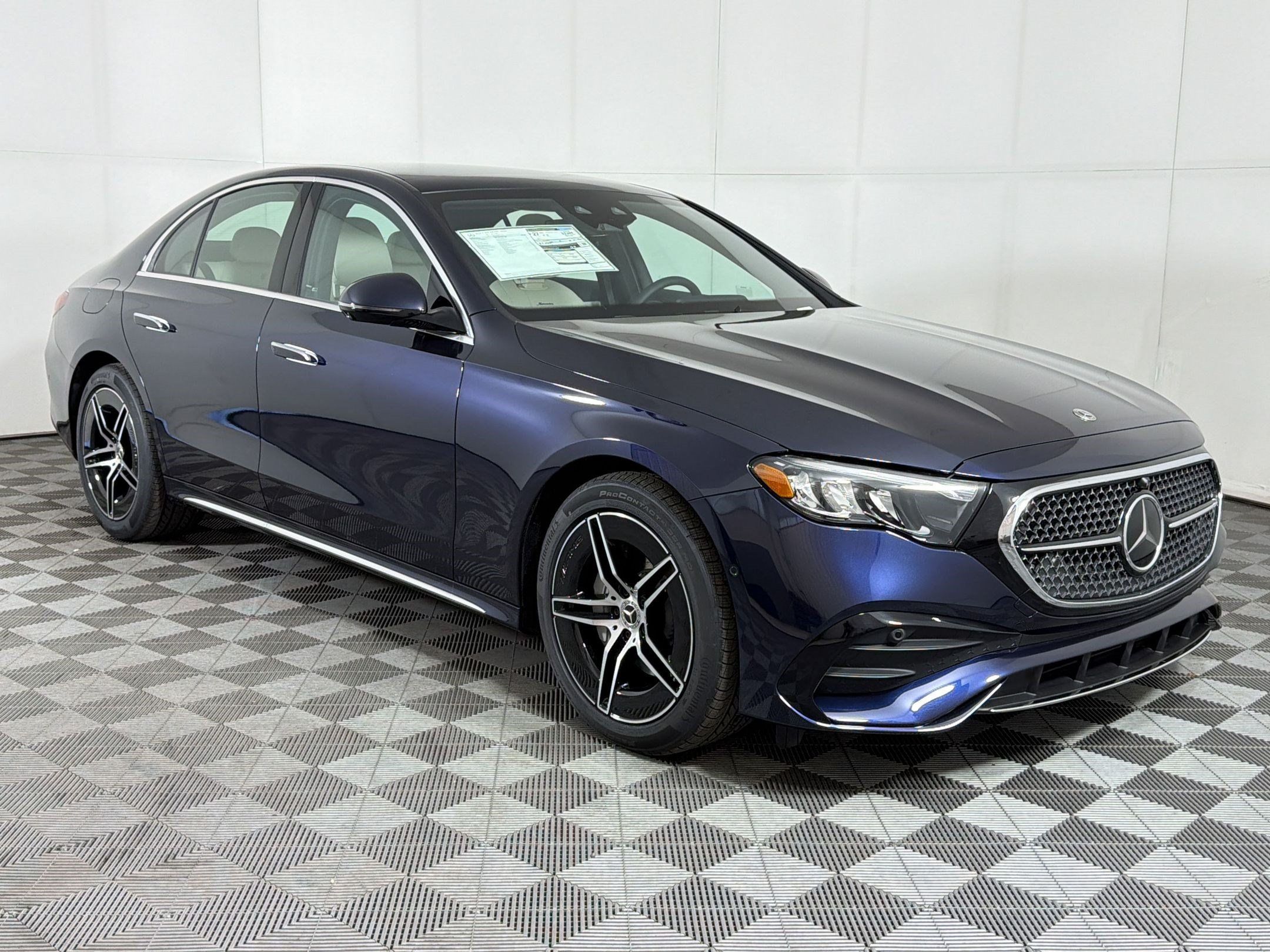 New 2026 Mercedes-Benz E 350 4MATIC Sedan image 7