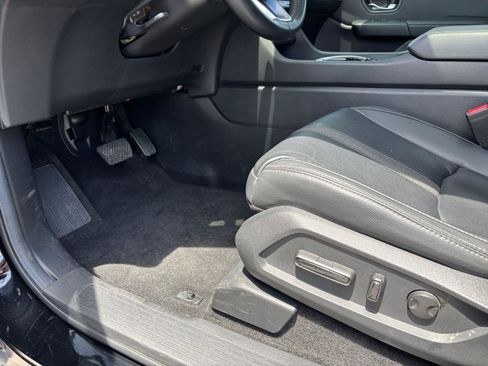 Used 2024 Honda Pilot Touring image 38