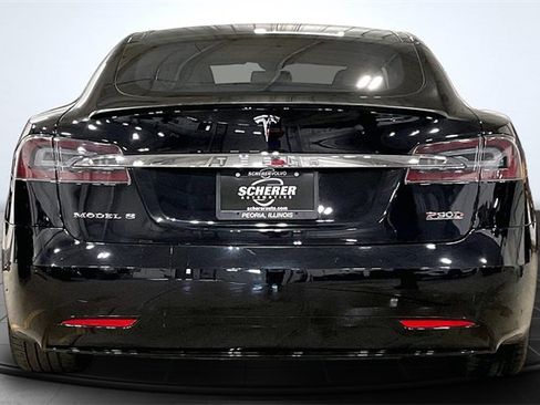 Used 2016 Tesla Model S P90D image 4