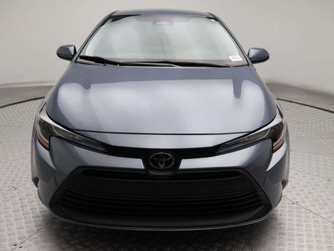 Certified 2025 Toyota Corolla LE w/ Convenience Package image 5