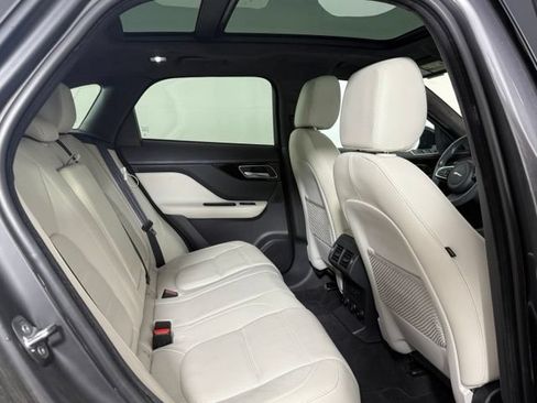Used 2019 Jaguar F-PACE Prestige AWD/4WD image 20