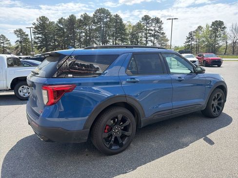 Used 2020 Ford Explorer ST w/ ST Street Pack image 8