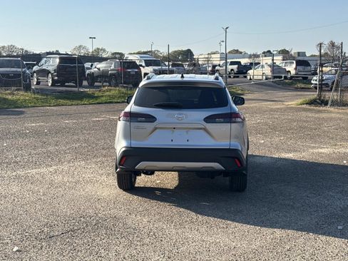 New 2026 Toyota Corolla Cross LE image 4