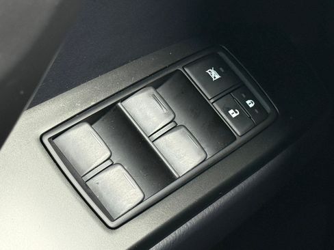 Used 2023 Lexus GX 460 Luxury image 25