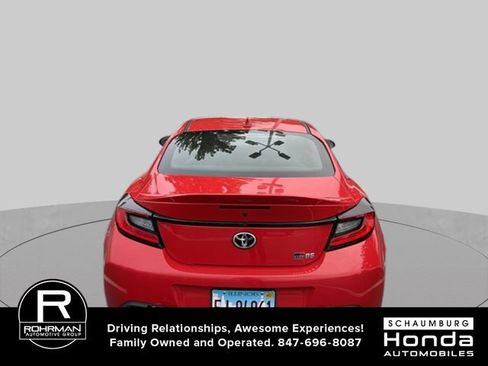 Used 2024 Toyota GR86 Premium RWD image 6