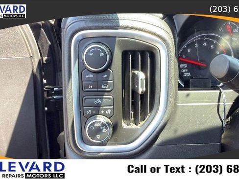Used 2019 Chevrolet Silverado 1500 LT w/ All-Star Edition AWD/4WD image 23
