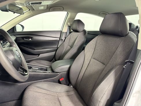 Used 2025 Honda Accord LX image 5