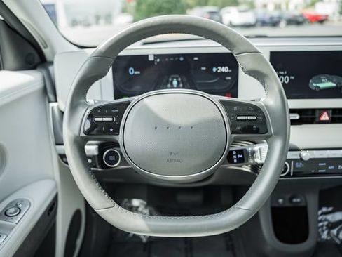 Used 2023 Hyundai Ioniq 5 Limited AWD/4WD image 23