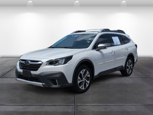 Used 2020 Subaru Outback Touring XT AWD/4WD image 3