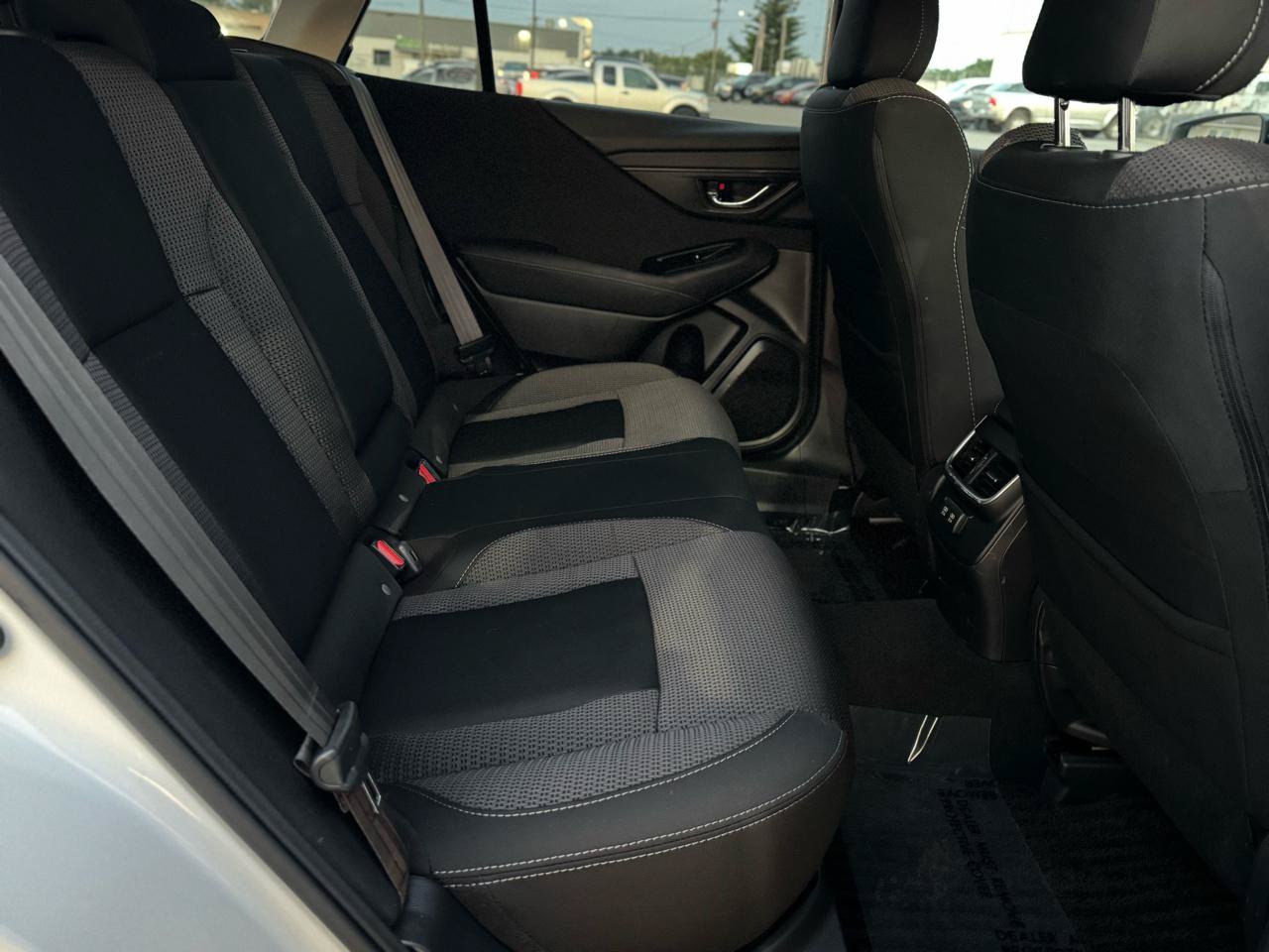Used 2022 Subaru Outback Premium AWD/4WD image 19