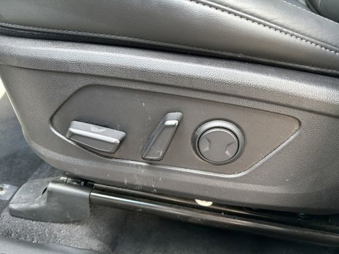 Used 2023 Kia Sorento S AWD/4WD image 11