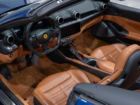 Used 2020 Ferrari Portofino image 50